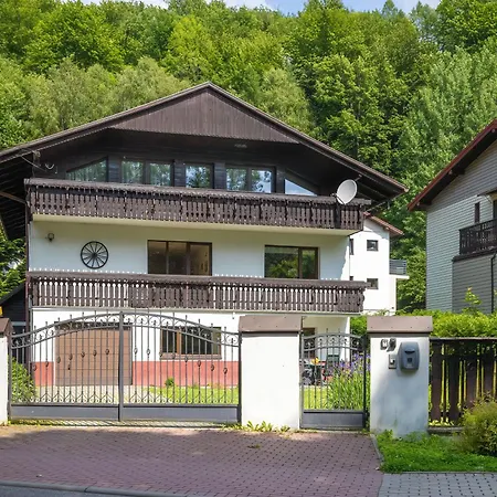 Przytulne Apartamenty W Klimatycznym Domu Bystra Falata 208 By Heyrent * Bystra (Bielsko)