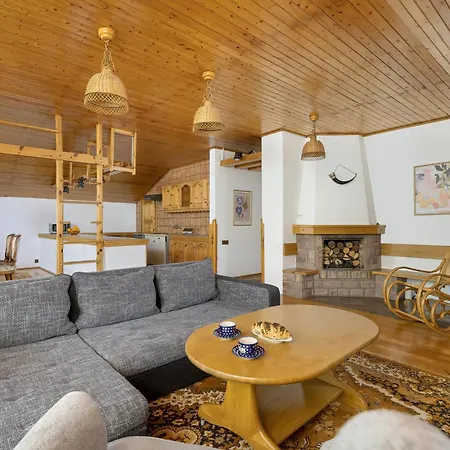 Przytulne Apartamenty W Klimatycznym Domu Bystra Falata 208 By Heyrent Апартаменты