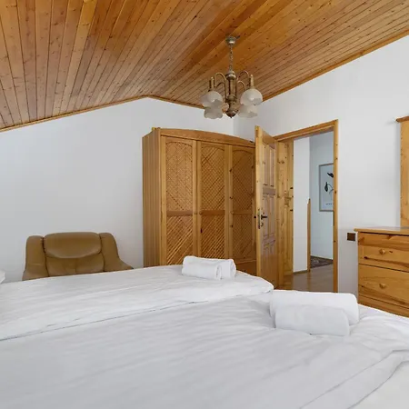Przytulne Apartamenty W Klimatycznym Domu Bystra Falata 208 By Heyrent * Bystra (Bielsko)