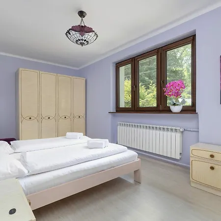 Апартаменты Przytulne Apartamenty W Klimatycznym Domu Bystra Falata 208 By Heyrent *
