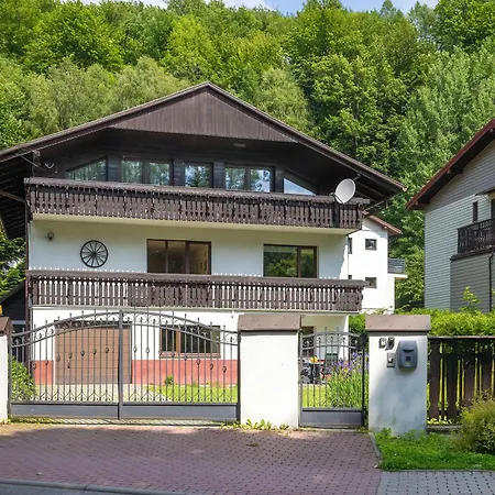 Przytulne Apartamenty W Klimatycznym Domu Bystra Falata 208 By Heyrent * Bystra (Bielsko)